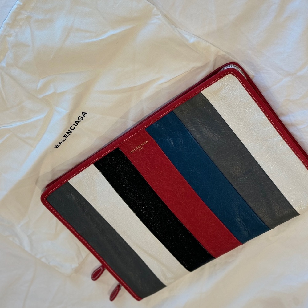 BRAND NEW Bazar Bag Leather Clutch Bag